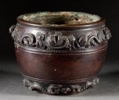 Chinese patinated bronze bowl