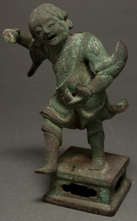 Chinese patinated bronze guardian
