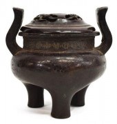 CHINESE PATINATED BRONZE RITUA