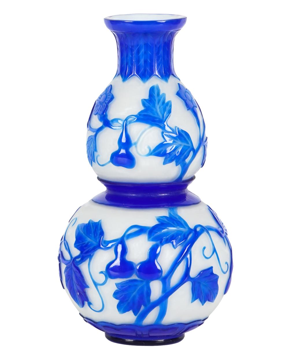 CHINESE PEKING GLASS DOUBLE GOURD