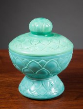CHINESE PEKING GLASS LIDDED BO
