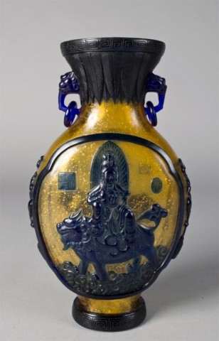 Chinese Peking Glass VaseIn