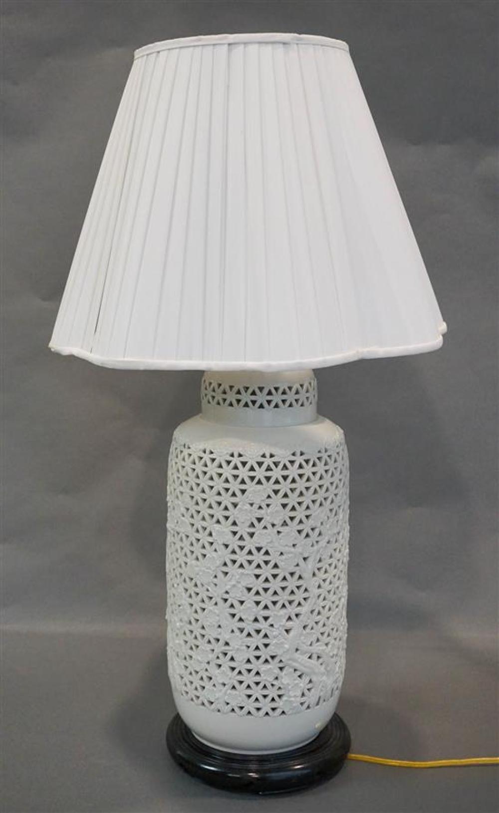 CHINESE PIERCED BLANC DE CHINE