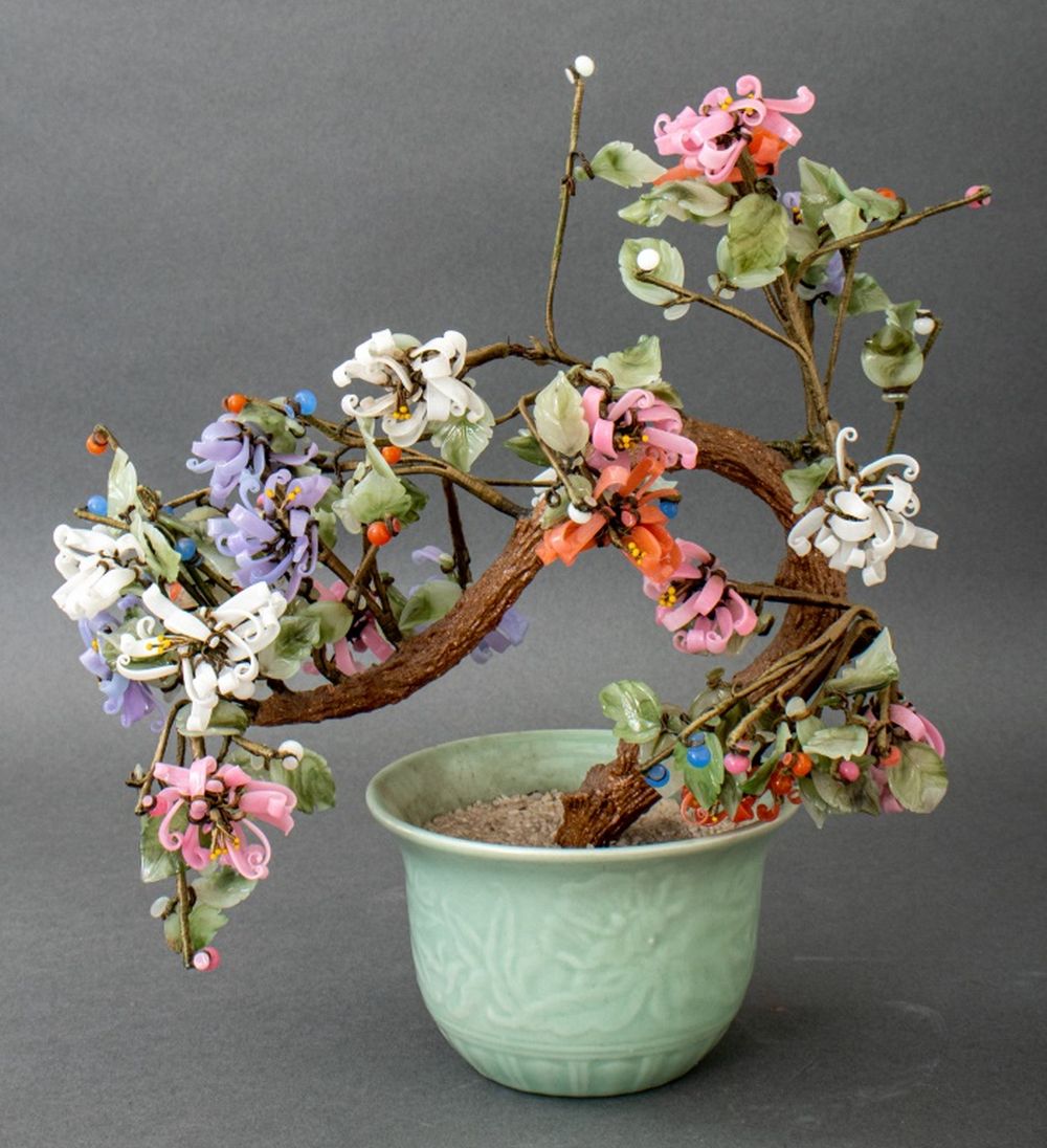 CHINESE POLYCHROME GLASS