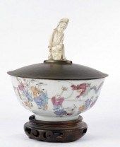 CHINESE POLYCHROME GLAZE PORCE