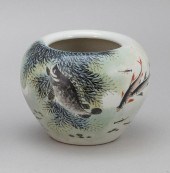 CHINESE POLYCHROME PORCELAIN J