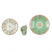 CHINESE PORCELAIN 3PC., FAMILL