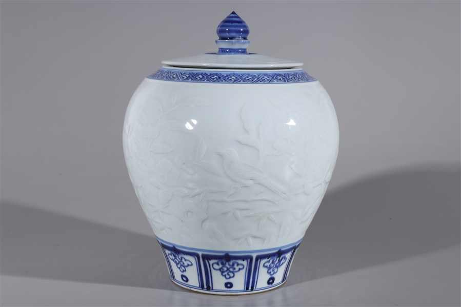 Chinese porcelain blue and white