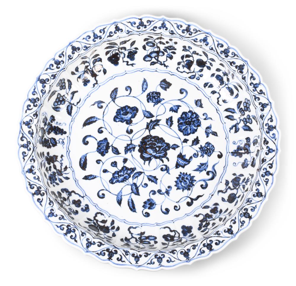 CHINESE PORCELAIN BLUE AND WHITE