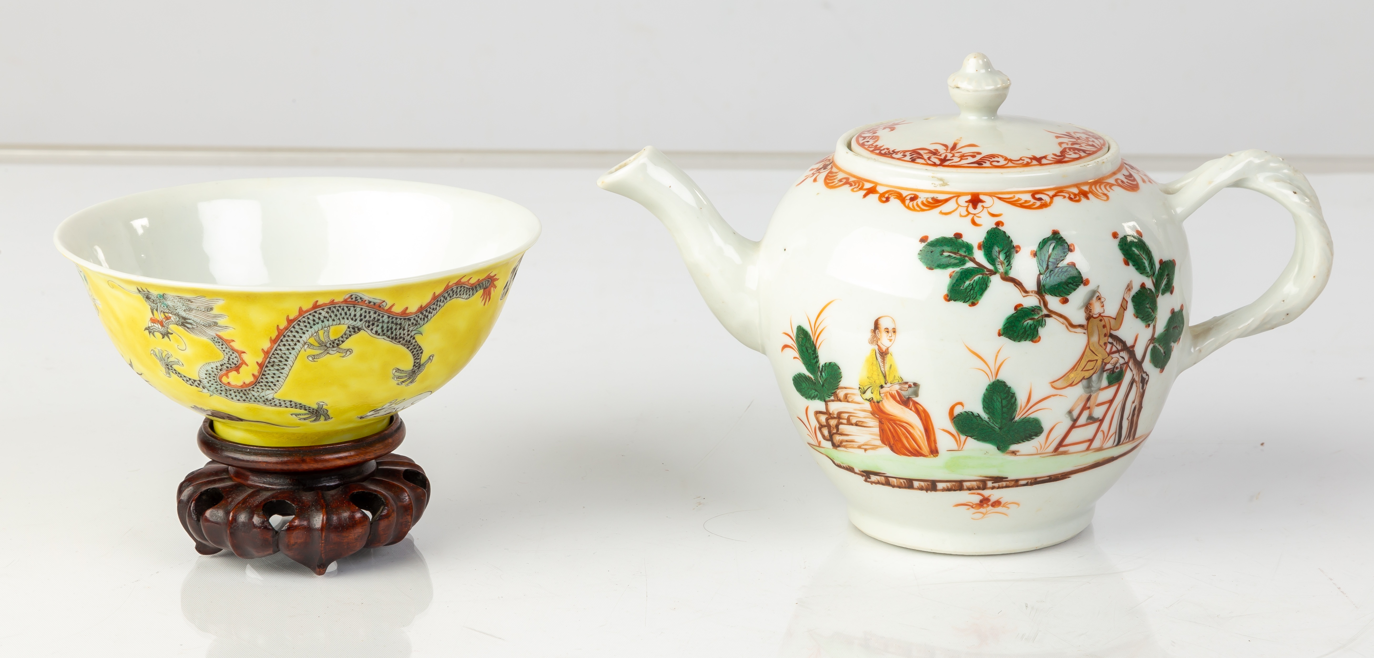 CHINESE PORCELAIN BOWL & TEAPOT
