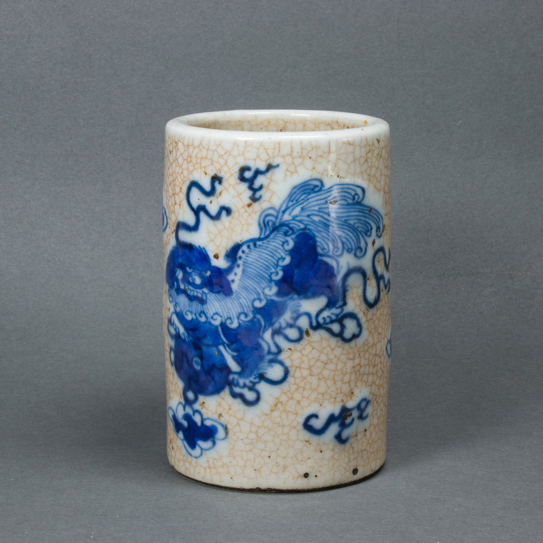 CHINESE PORCELAIN BRUSH HOLDER