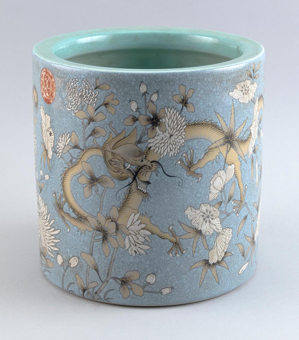 CHINESE PORCELAIN BRUSH POT 20TH