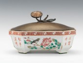 Chinese Porcelain Bulb Dish wi