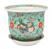 Chinese porcelain cache pot wi