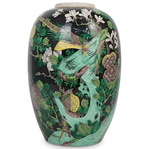 CHINESE PORCELAIN FAMILLE NOIRE