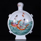 CHINESE PORCELAIN FAMILLE ROSE