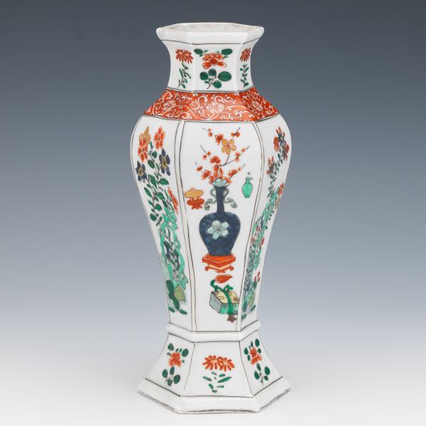 CHINESE PORCELAIN FAMILLE VERT