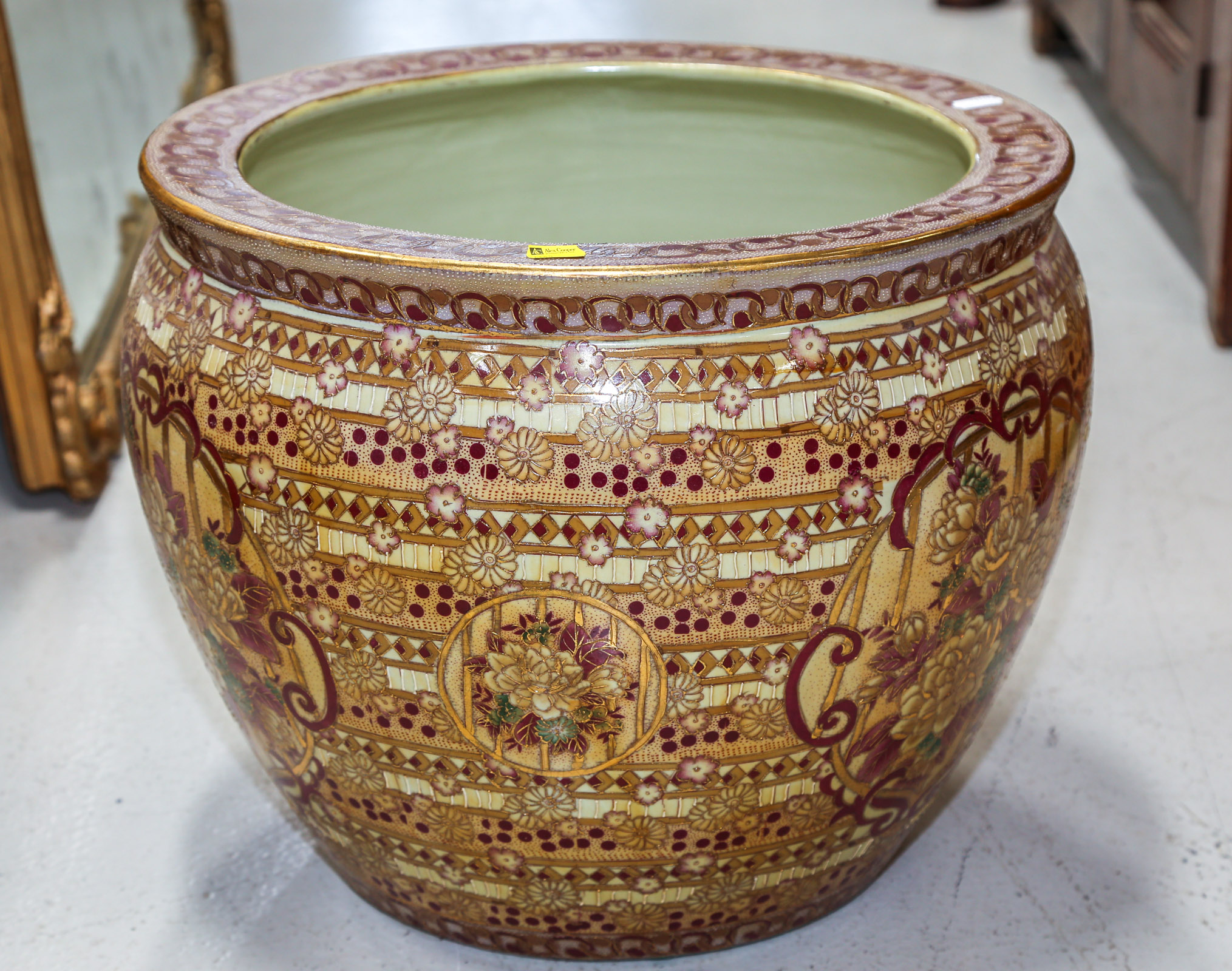 CHINESE PORCELAIN FISH BOWL PLANTER