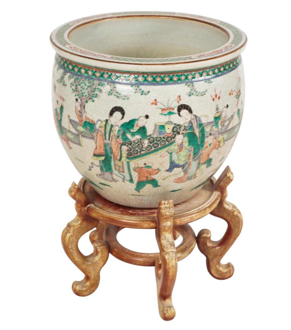 CHINESE PORCELAIN FISHBOWL