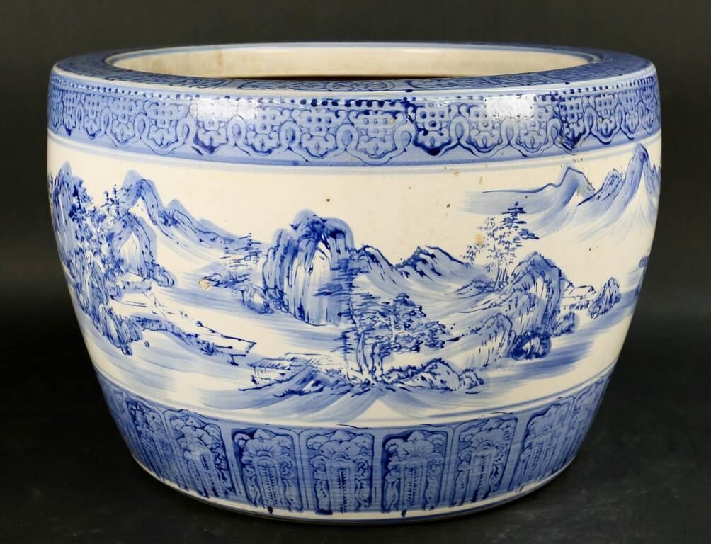 CHINESE PORCELAIN FISHBOWLBlue