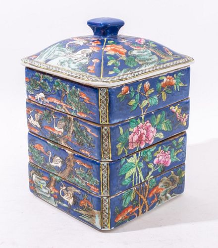 CHINESE PORCELAIN FOUR TIERED