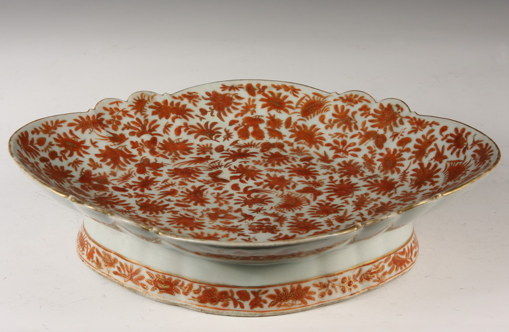 CHINESE PORCELAIN FRUIT PLATEAU -