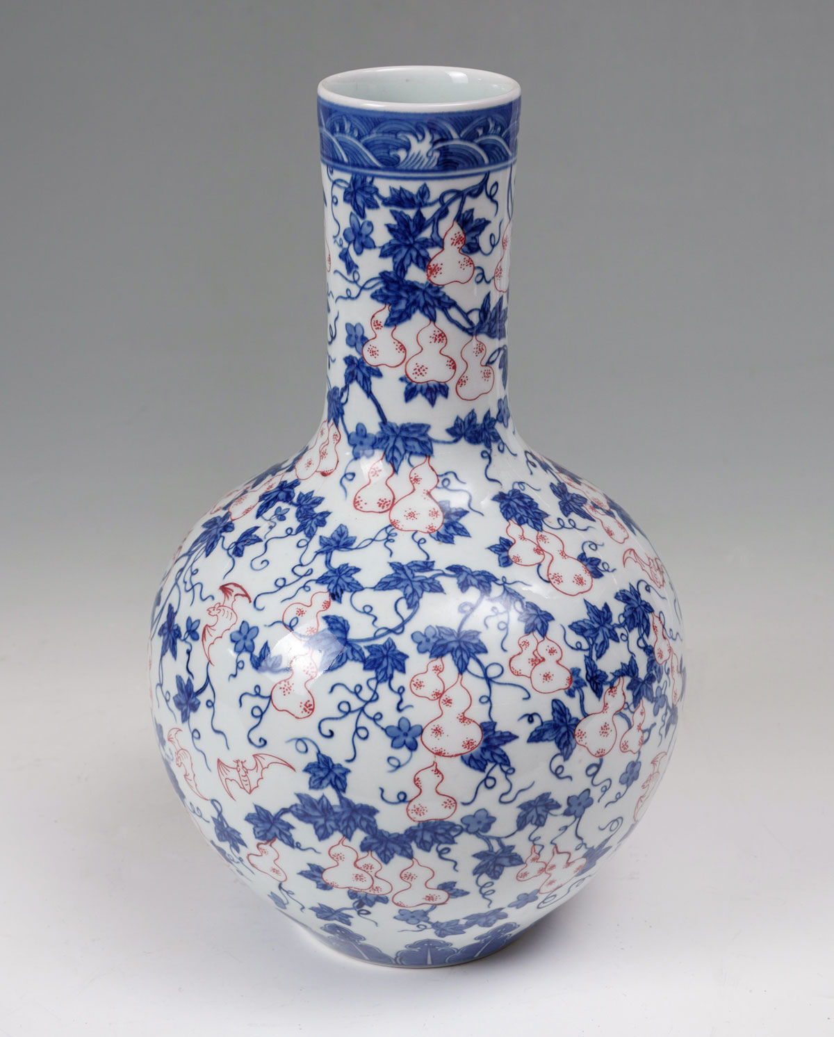 CHINESE PORCELAIN GOURD & BAT