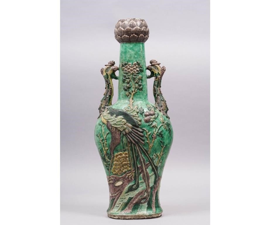 Chinese porcelain green garlic head