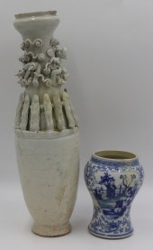 CHINESE PORCELAIN GROUPING. In