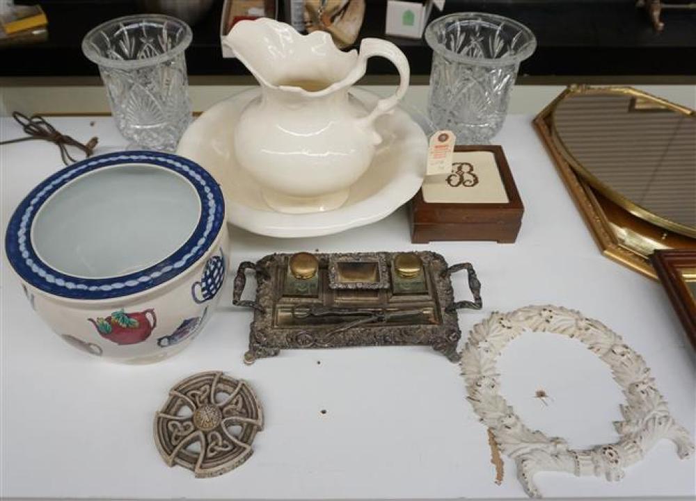 CHINESE PORCELAIN JARDINIERE,