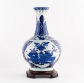 CHINESE PORCELAIN KANGXI BOTTL