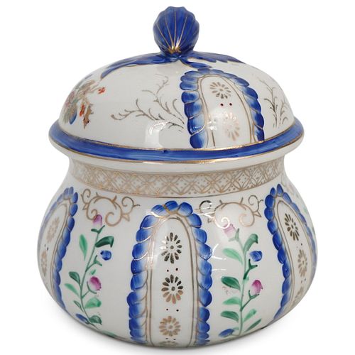 CHINESE PORCELAIN LIDDED