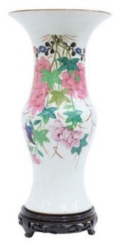 CHINESE PORCELAIN PEONY PHOENI