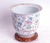 CHINESE PORCELAIN PLANTERwith