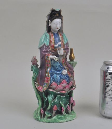 CHINESE PORCELAIN QUAN YIN FIGUREin