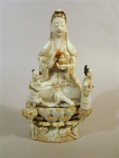 Chinese porcelain quanyin on s