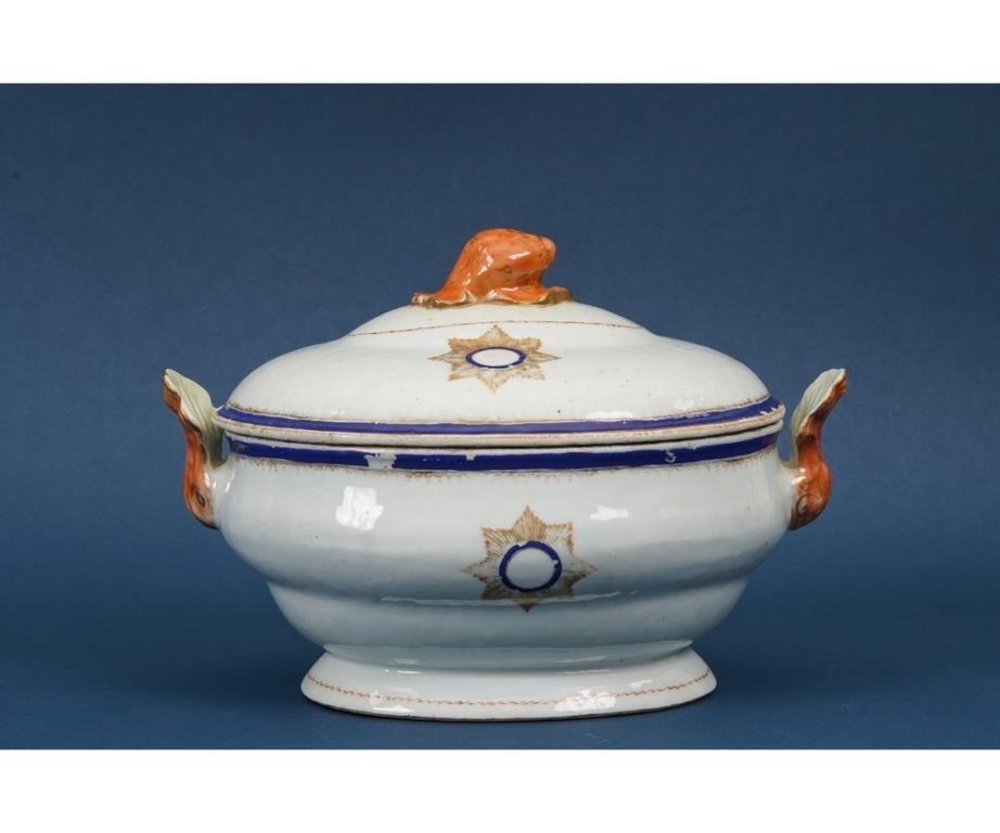 Chinese porcelain soup tureen,