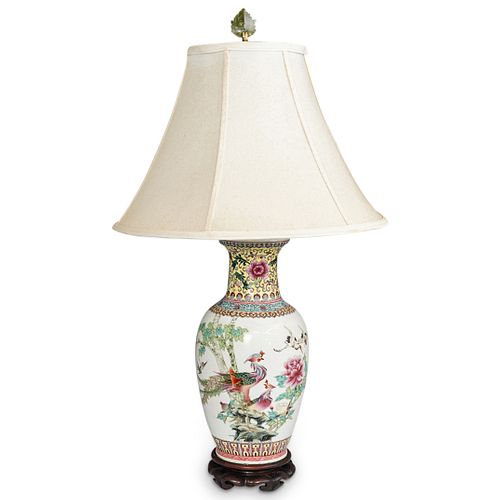CHINESE PORCELAIN TABLE
