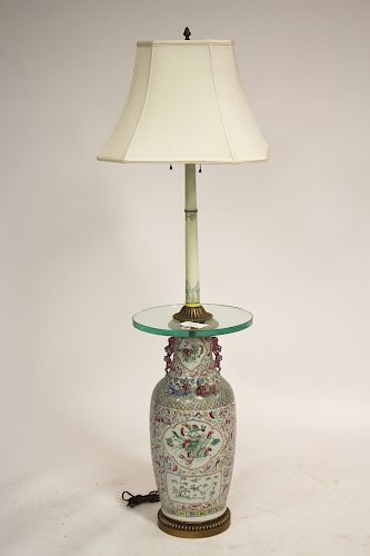 CHINESE PORCELAIN VASE AS FLOOR