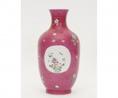 Chinese porcelain vase decorat