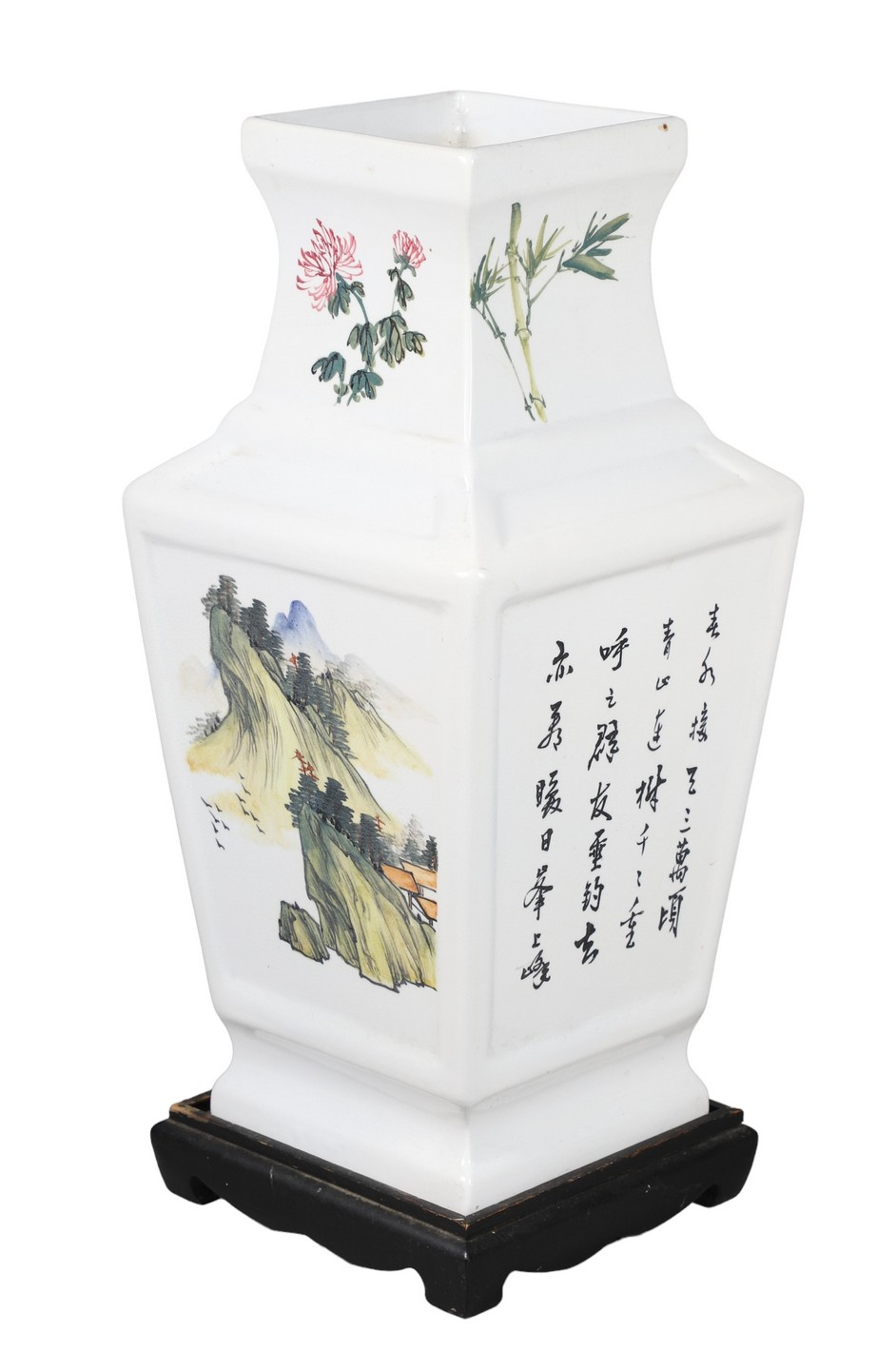 Chinese porcelain vase, mountain