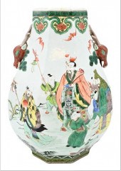 CHINESE PORCELAIN WUCAI DEER V
