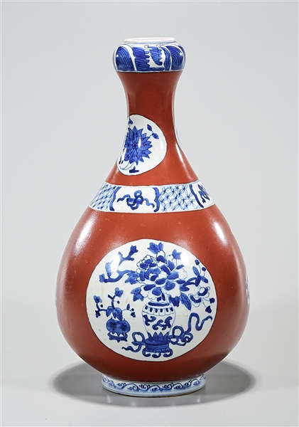 Chinese porcelain yuhuchunping
