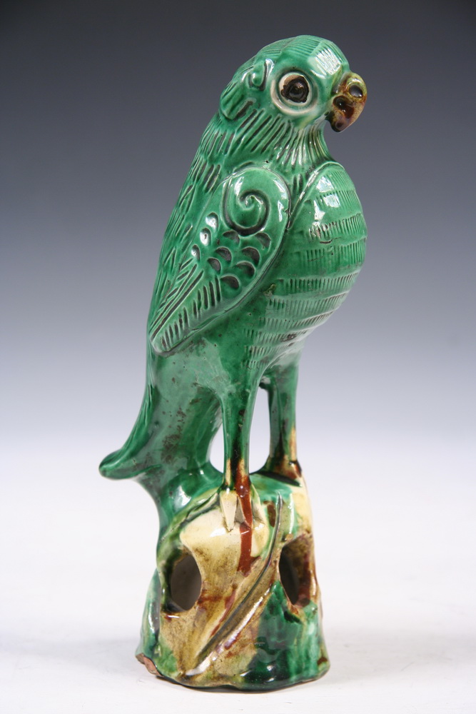 CHINESE POTTERY FIGURE - 19th