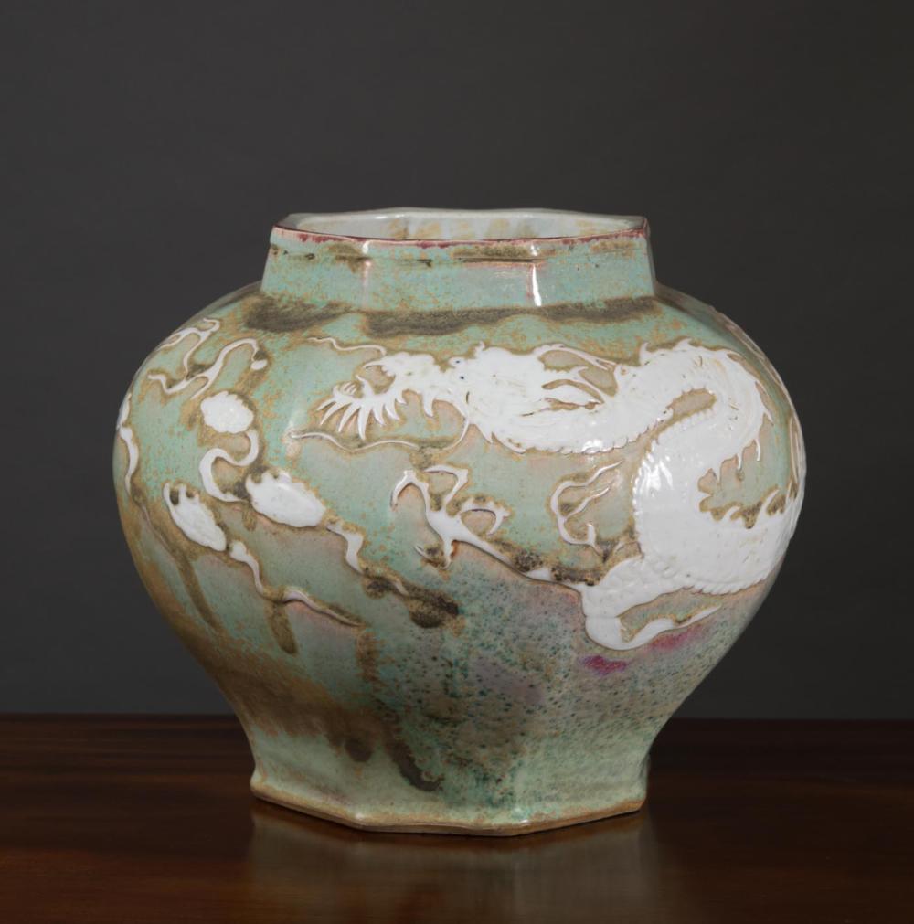 CHINESE POTTERY JARCHINESE