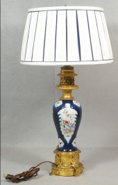 Chinese powdered blue vase wit