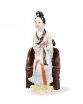 CHINESE PROCELAIN SEATED LADY