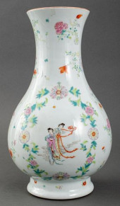 CHINESE QIANLONG MARK FAMILLE