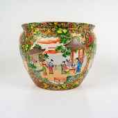 CHINESE QIANLONG PERIOD ROSE M