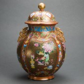 CHINESE QIANLONG STYLE FAMILLE
